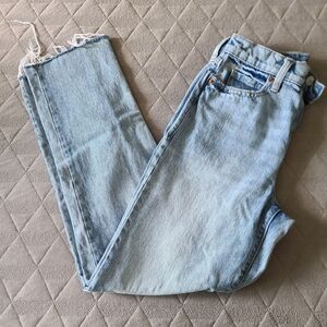 Old Navy Sky Hi Straight Extra High Rise Denim Jeans Size 0 Faded Denim